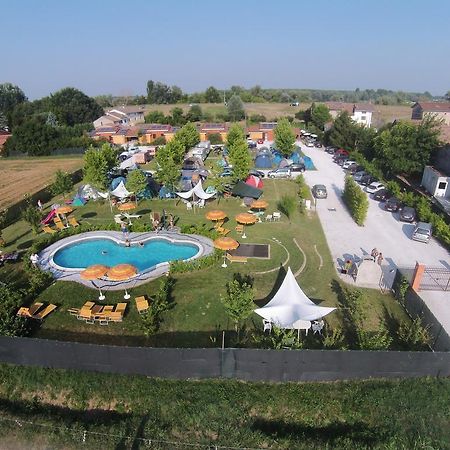 Lucciole Nella Nebbia Hotel Stellata ภายนอก รูปภาพ