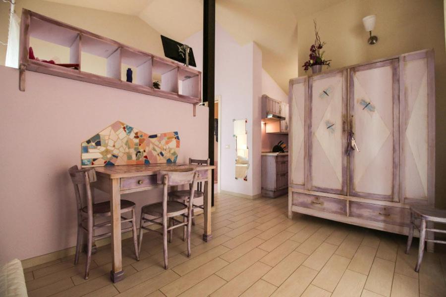 Lucciole Nella Nebbia Hotel Stellata ภายนอก รูปภาพ