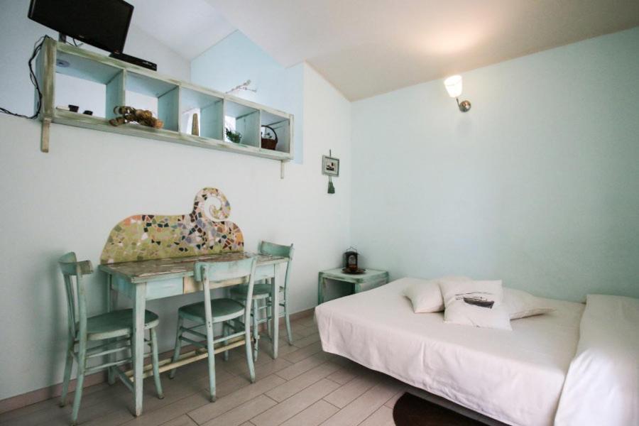 Lucciole Nella Nebbia Hotel Stellata ภายนอก รูปภาพ